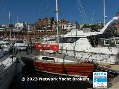 Classic Yacht Mullins Monarch 23 Plachetní jachta