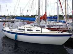 Hurley 800 Comfort Plachetní jachta