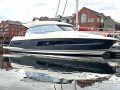 Prestige 460 S Motoryacht