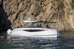 Jeanneau TH33 Motoryacht