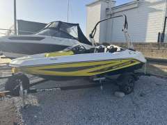Scarab 165 Yacht a motore