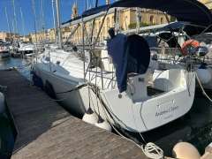 Hanse 370 Sailing yacht