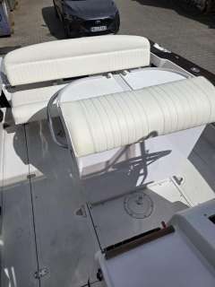Boston Whaler 21 Outrage