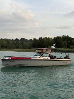 Axopar 28 Hartop Center Console