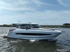 Jeanneau NC37 Motor yacht