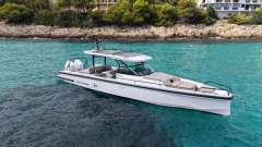 Axopar 37 Sun-Top Motoscafo