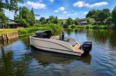 Maxima 680 Sport Lounge Tuckerboot