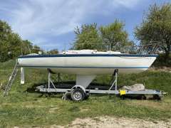 J24 Vitorlás yacht