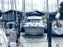 Nimbus Riviera 925 Flybridge Motoryacht