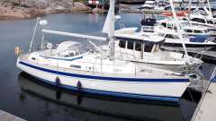Hallberg-Rassy 37