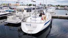 Hallberg-Rassy 37