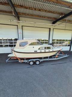 Roland Fram 690 Semicabinato