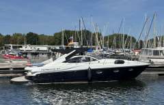 Pershing 37 Yacht a motore