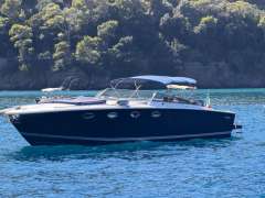 Tornado 38 Flush Deck Yacht a motore