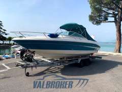 Sea Ray 220 Overnighter Sürat teknesi