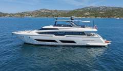 Ferretti 850 Flybridge