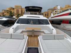 Sunseeker 76 Yacht Flybridge