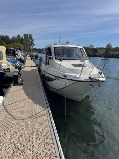 Quicksilver Weekend 905 Yacht a motore