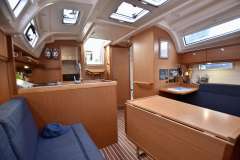 Bavaria Cruiser37