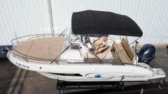 Pacific Craft 630 Suncruiser Cabin cruiser