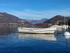 J2J Service 525 Open Fischerboot