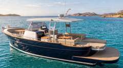 Sasga Yachts Menorqu&iacute;n 36 Open Klasični motorni čoln