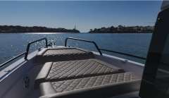 Axopar 37 Cross Cabin