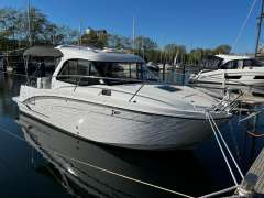 Beneteau Antares 7
