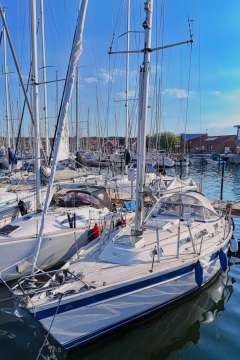 Hallberg-Rassy 34
