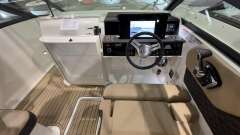 Sea Ray SDX250E & Trailer  (1. Hand)