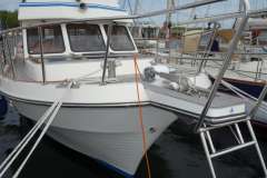 AMS Marine Trawler 420