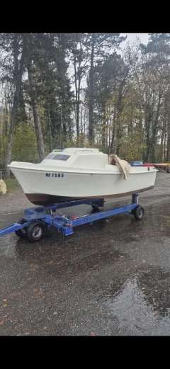 Lanaverre Artaban 410 Bateau de pêche