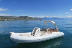 Zodiac Medline 6.8 Bateau à console