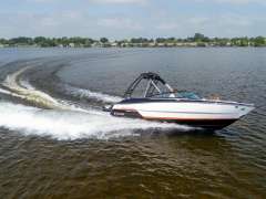 Monterey 238 Super Sport Sportski brod