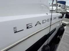 Jeanneau Leader 36 Yacht à moteur