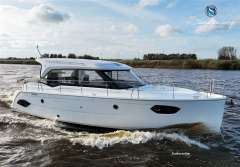 Bavaria E40 Sedan Motor yacht