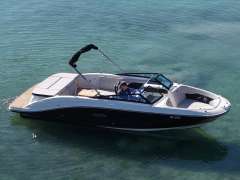 Sea Ray SPX 230 Bowrider