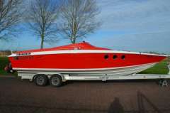 Donzi 30 "Black Widow" Sportboot