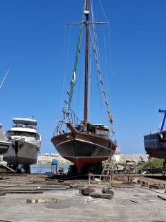 Commercial Yacht