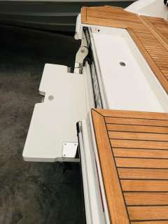 Sea Ray Teak BADEPLATTFORM Motorjahta