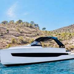 Cranchi A32 Luxury Tender Motoryacht
