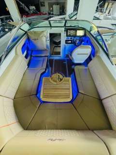 Sea Ray 250 SUNSPORT