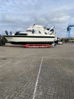 Fairline Sedan32