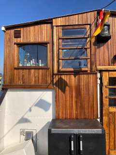 Wohnschiff / Hausboot