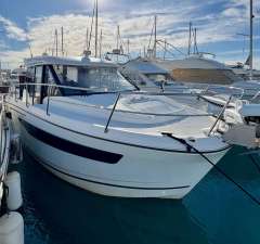 Jeanneau Merry Fisher 895 Bateau à timonerie