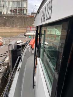 Axopar 28 AFT Cabin