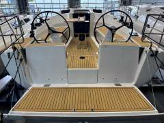 Hanse 348