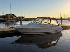 Sea Ray 215 Express Cruiser Cabin cruiser
