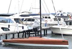 LA 28 Daysailer