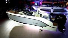 Uttern D59 Premium Exclusive DeLuxe Line Moottorijahti